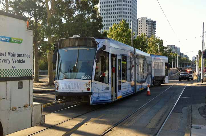 Yarra Tram Combino Finlandia derail 3522